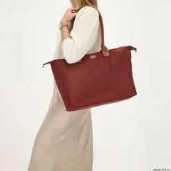 Charm London  Buckingham 15,6 inch laptop schoudertas bordeaux