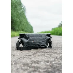 Dare to be Different Outdoor  Ezi Carryall draagtas black