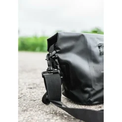 Dare to be Different Outdoor  Ezi Carryall draagtas black